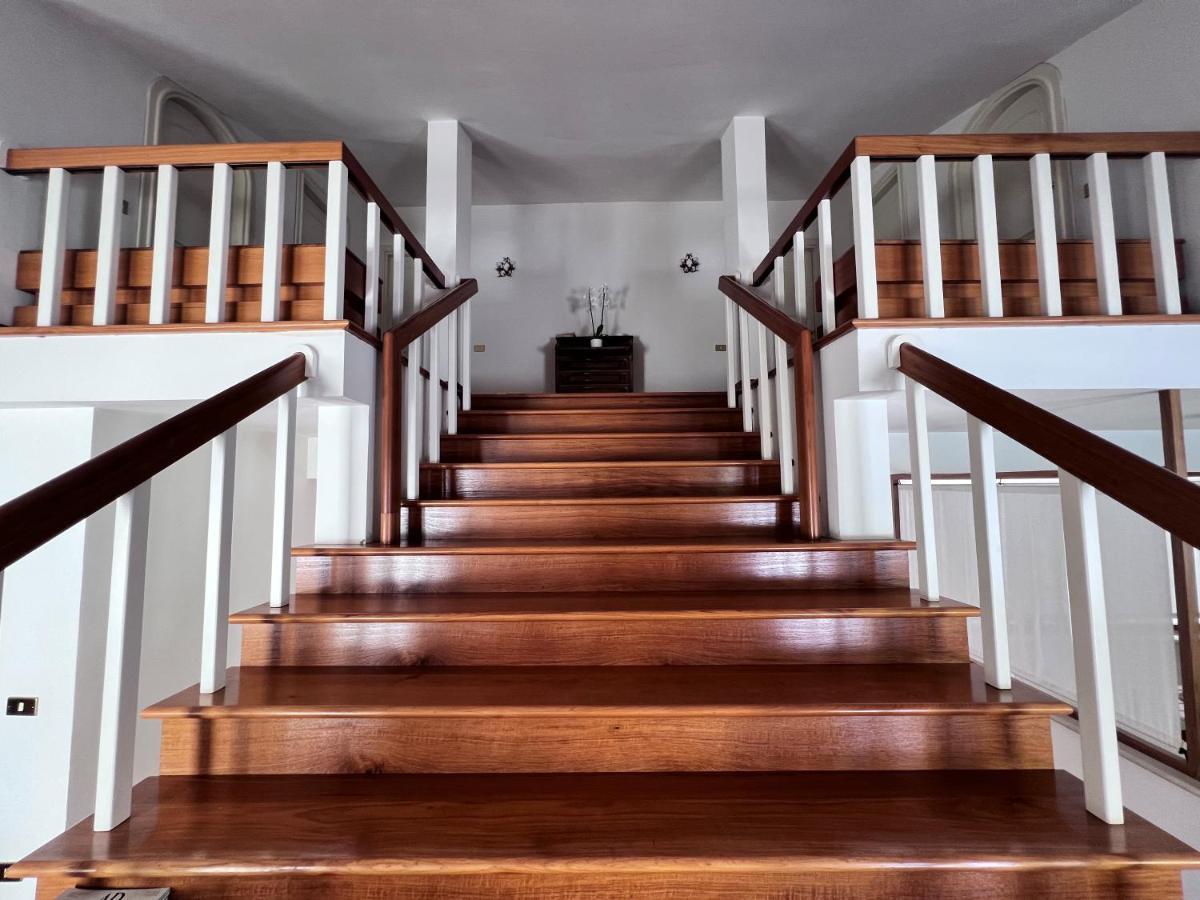 Villa Luxury Roma Marco Simone Екстериор снимка